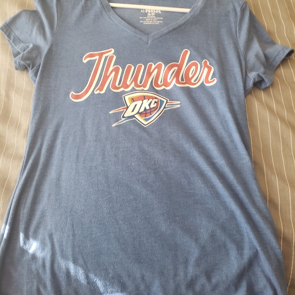 Women's NBA OKC Thunder Tshirt